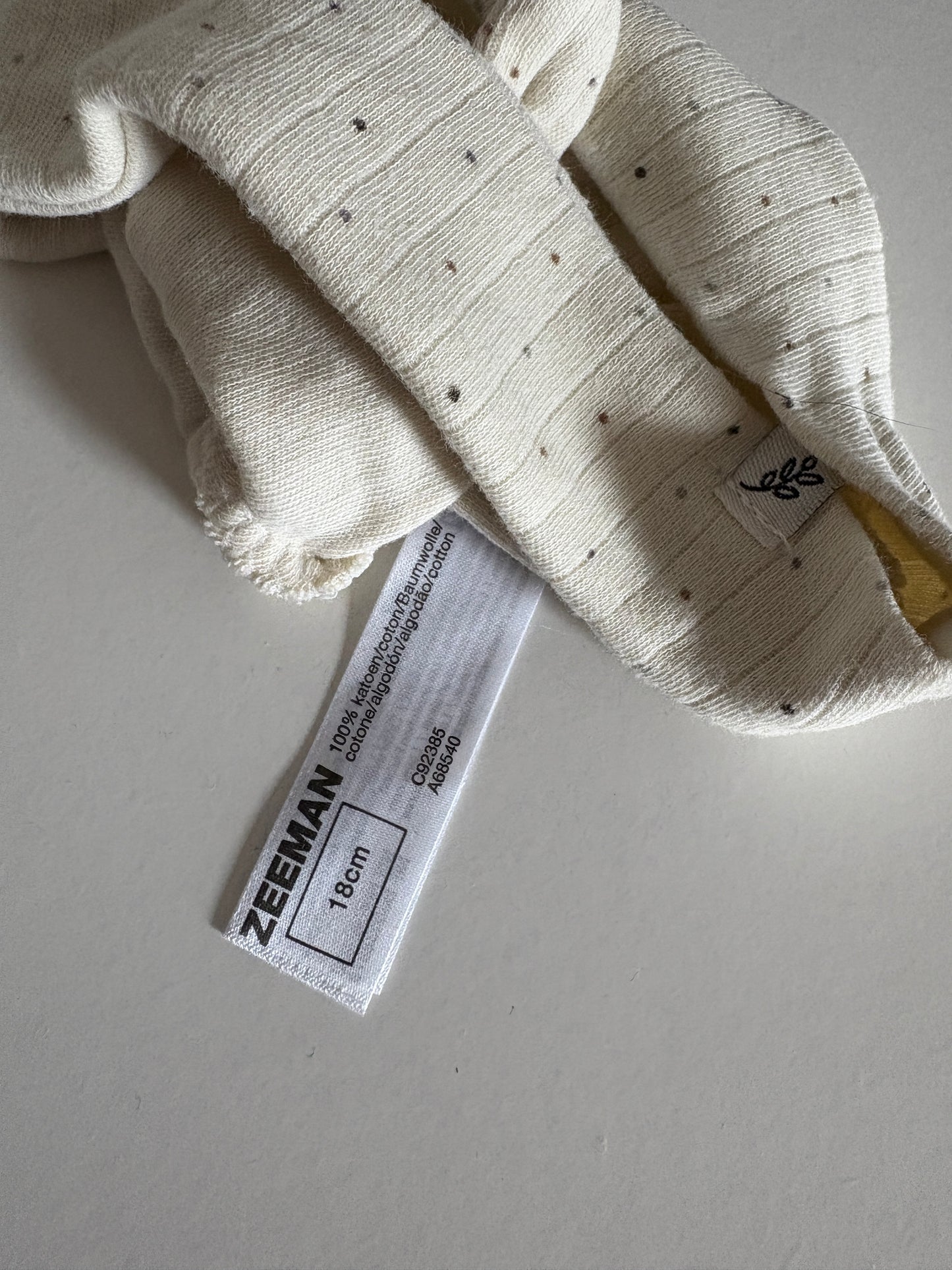 Gestippeld boxpakje en bijpassend mutsje