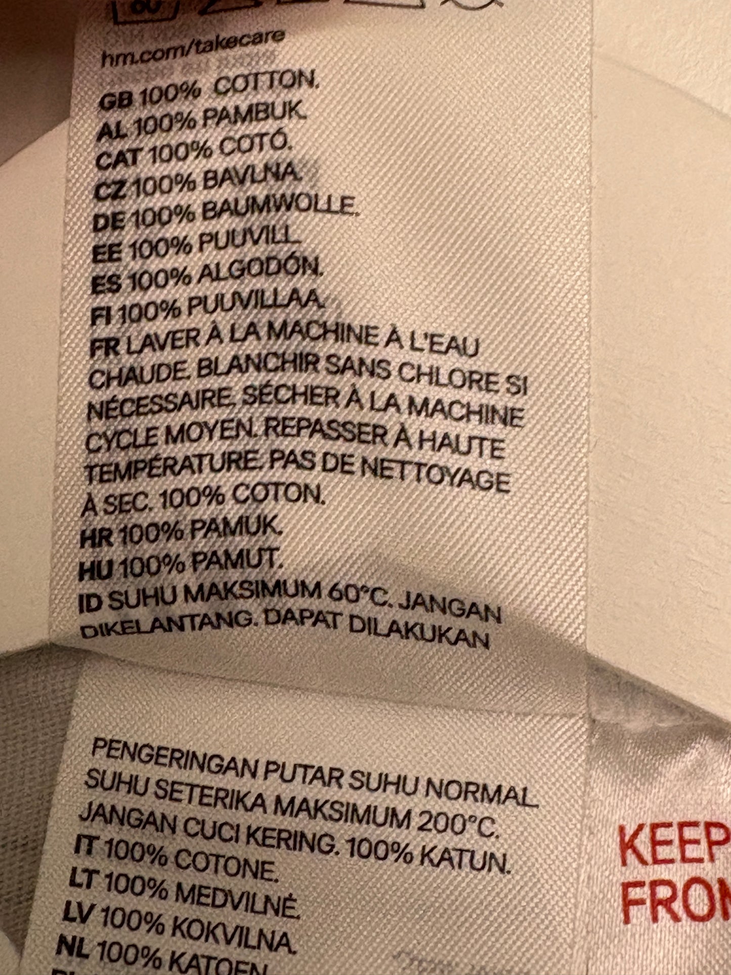 Witte eendelige pyjama met schildpadjes