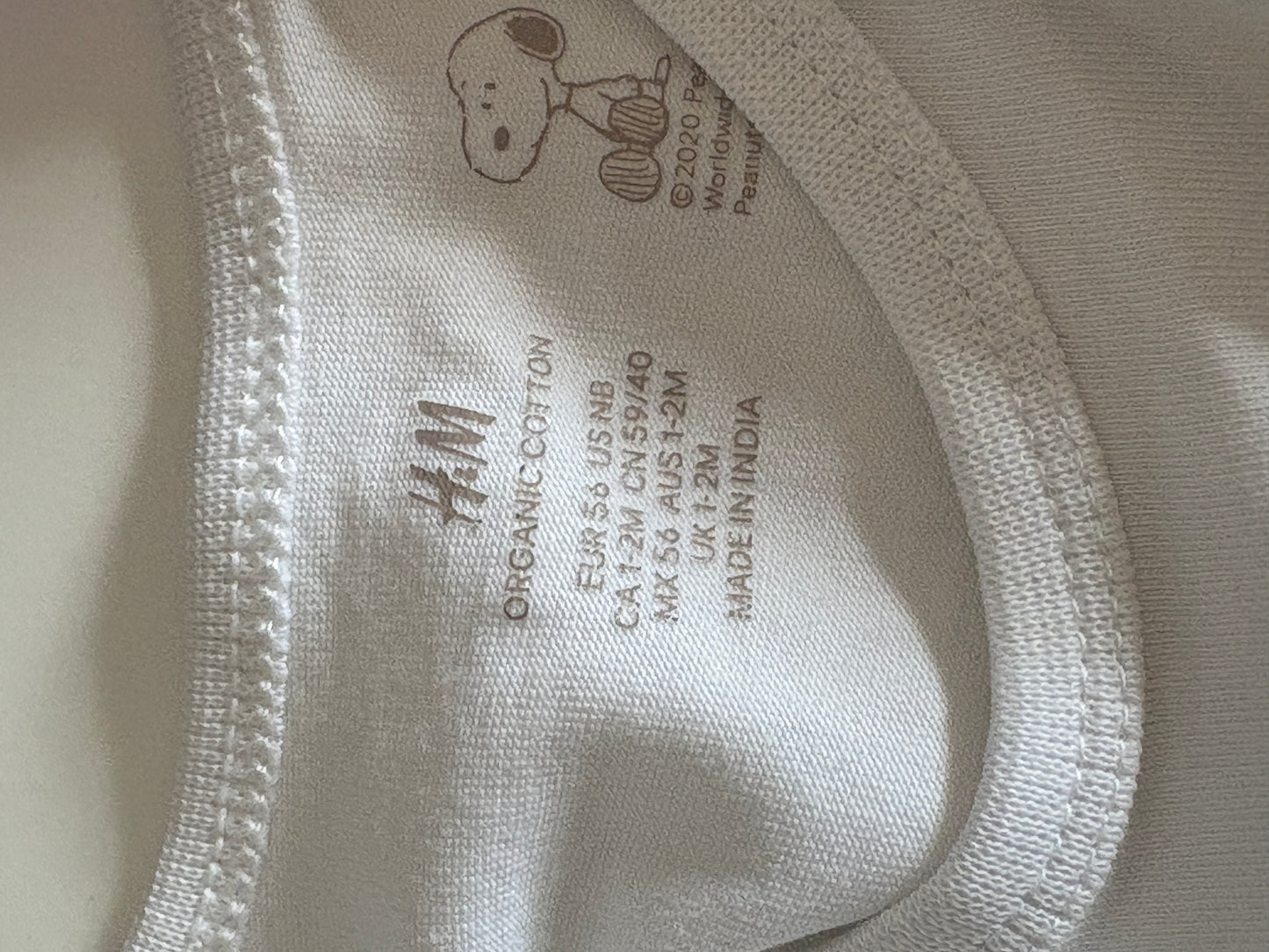 Setje Snoopy: romper met lange mouwen en broekje