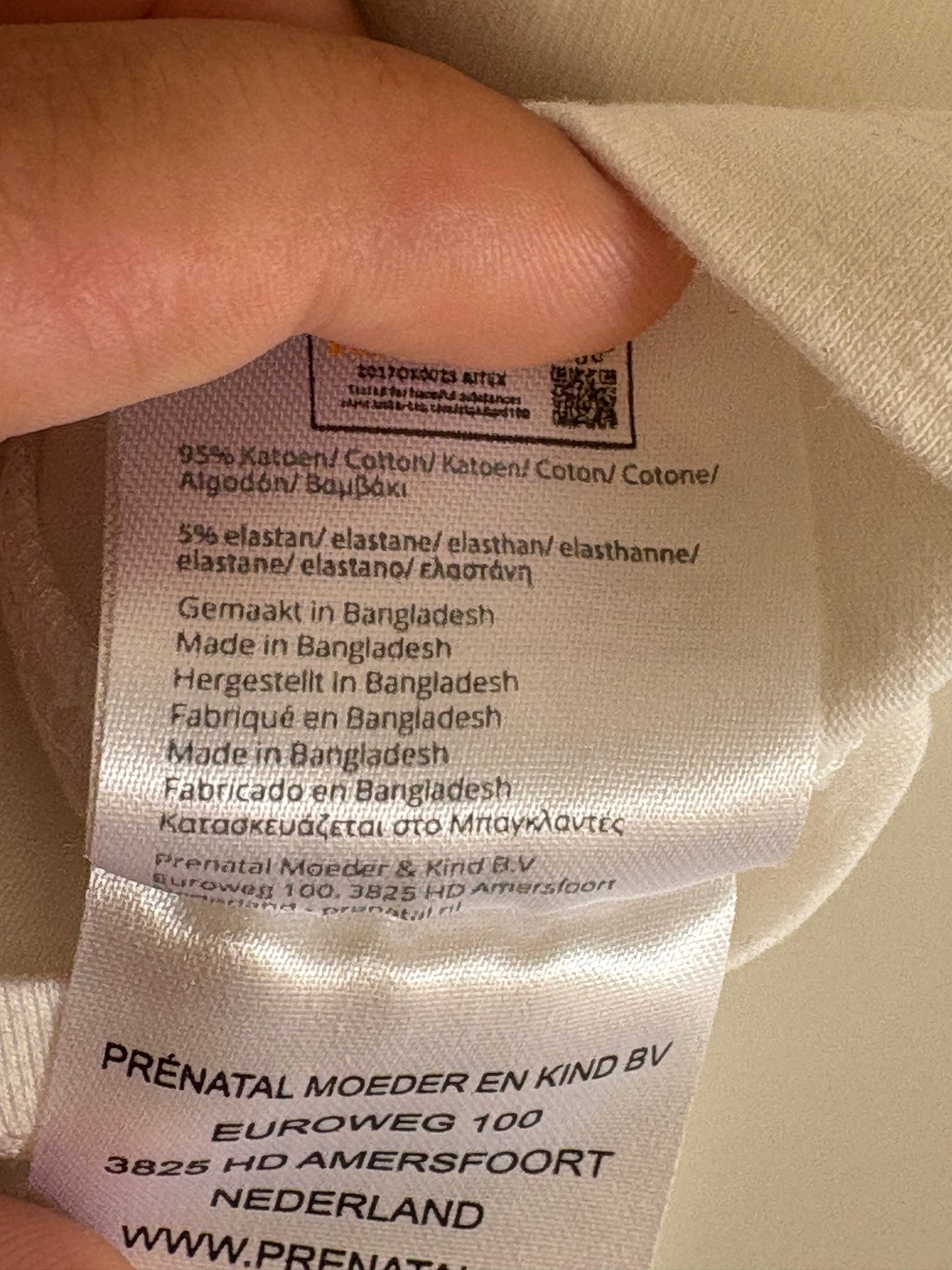 Witte longsleeve "Kleine Casanova"