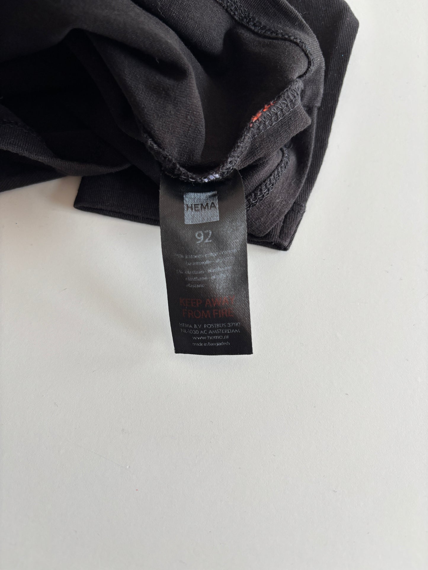 Zwarte longsleeve "Home made"