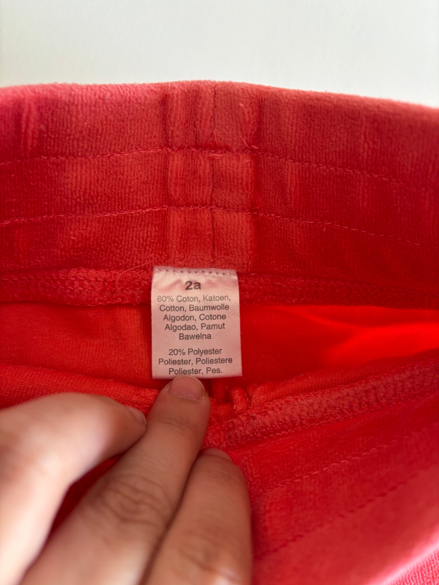 Roze shortje in badstof