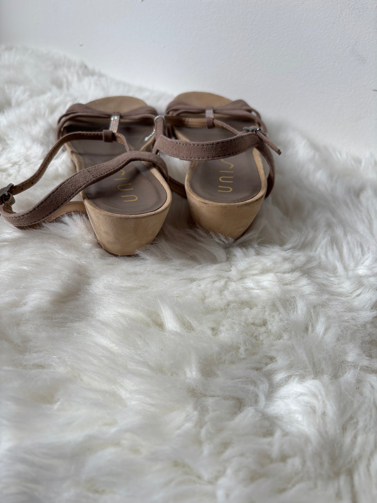 Beige sandalen | Unisa | 38