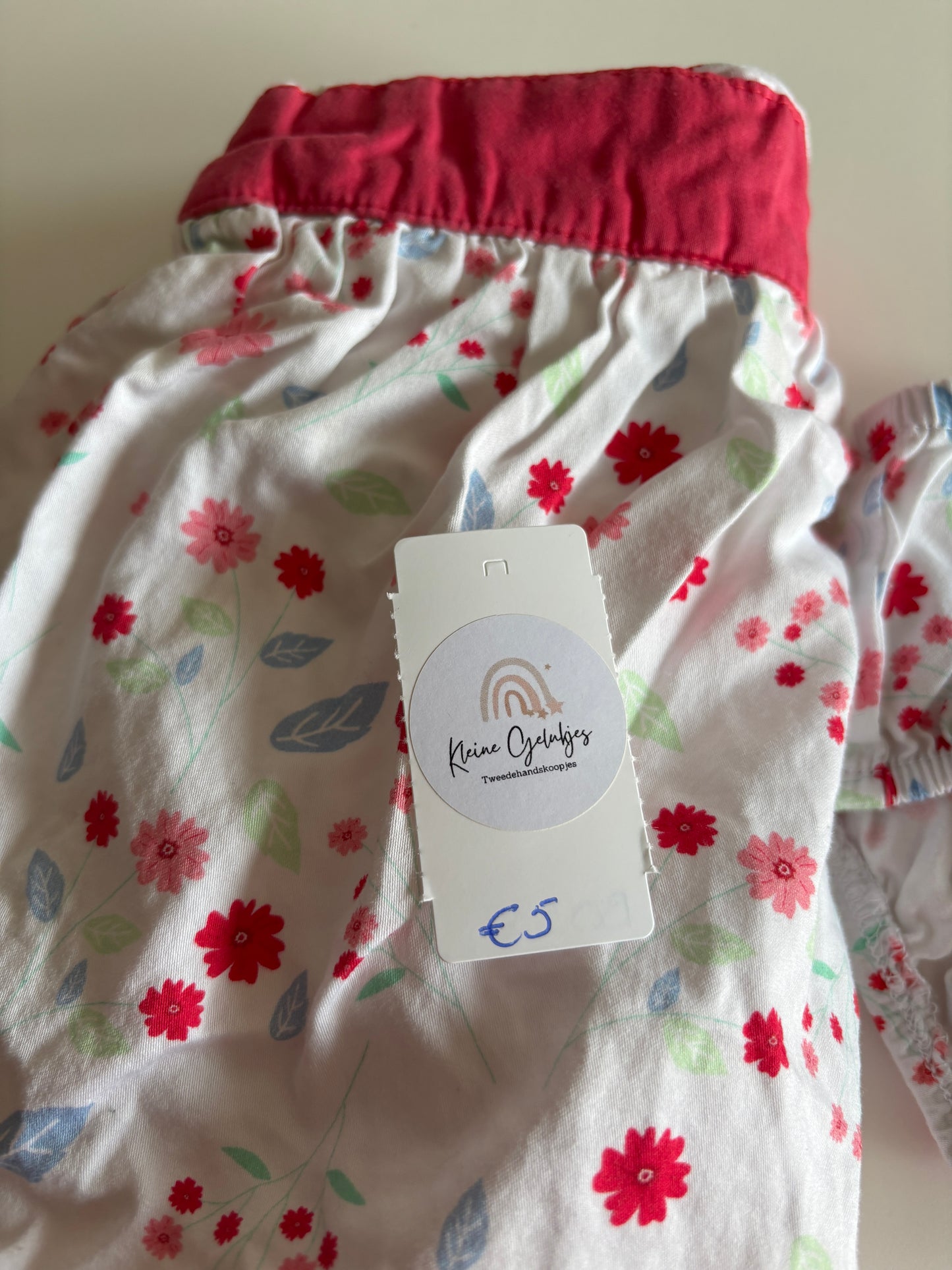 Setje: jurkje en pamperbroekje