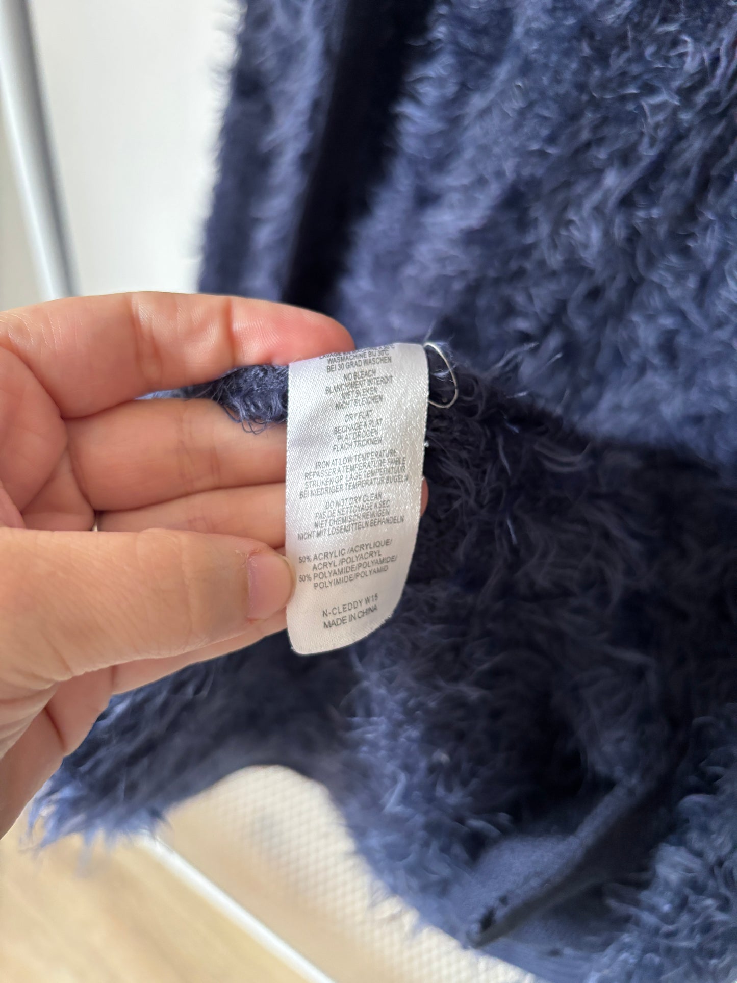 Marineblauwe zachte vest