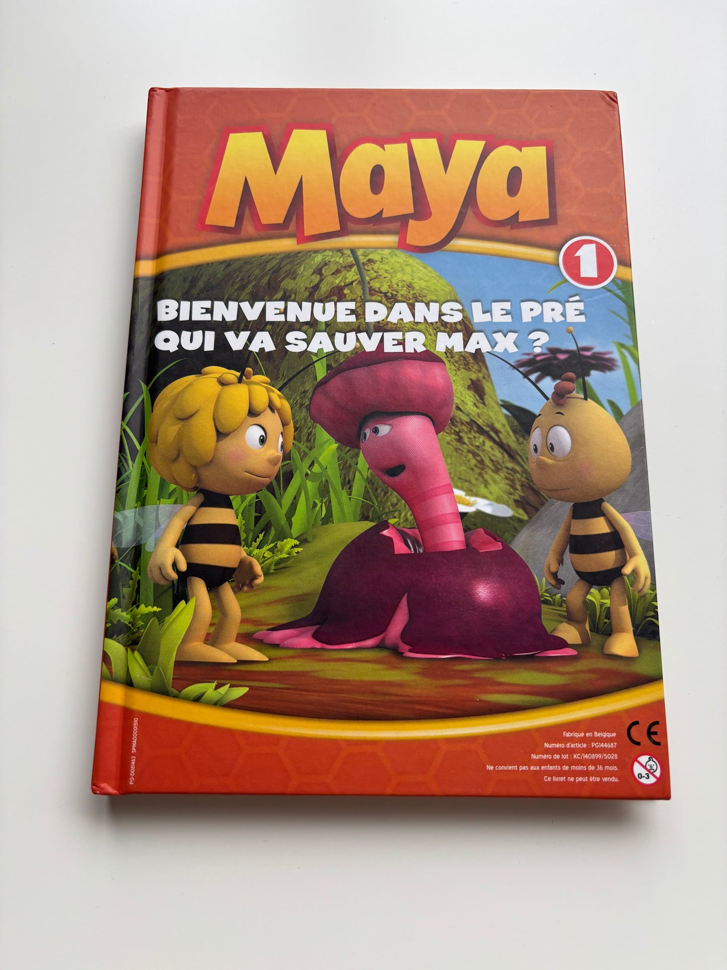 Maya - 1. Welkom op de weide & Wie redt Max?