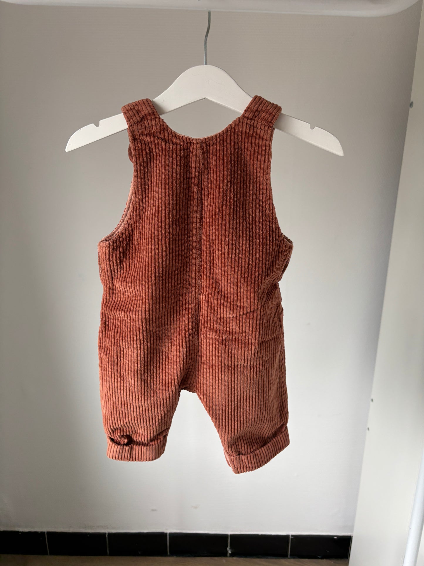 Roestkleurige ribfluwelen salopette