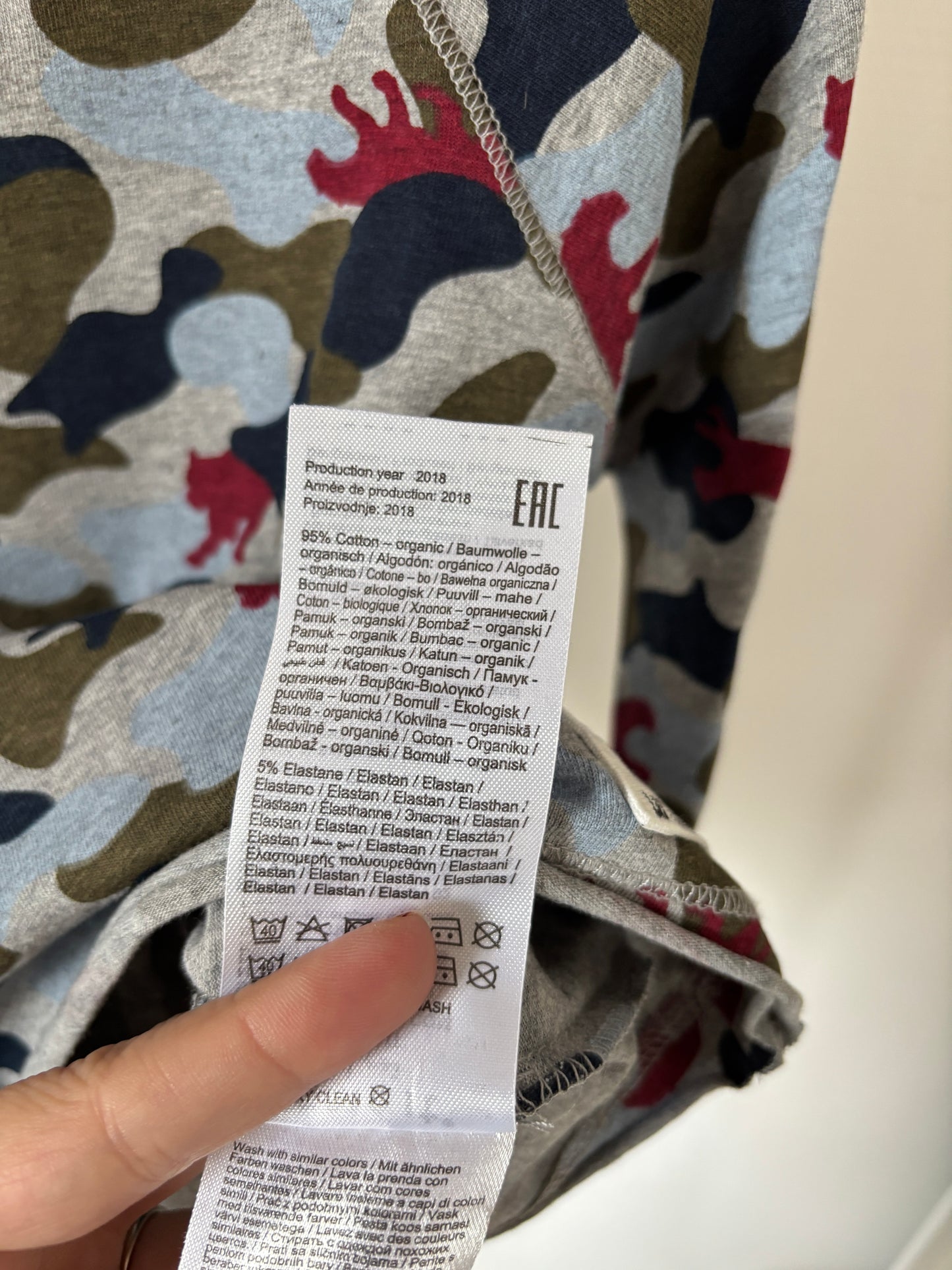 Longsleeve met camouflageprint