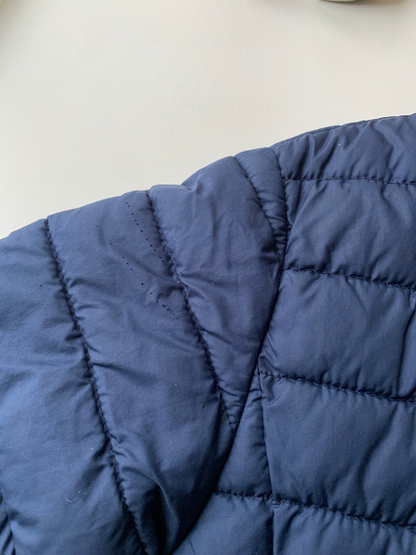 Marineblauwe tussenseizoensjas