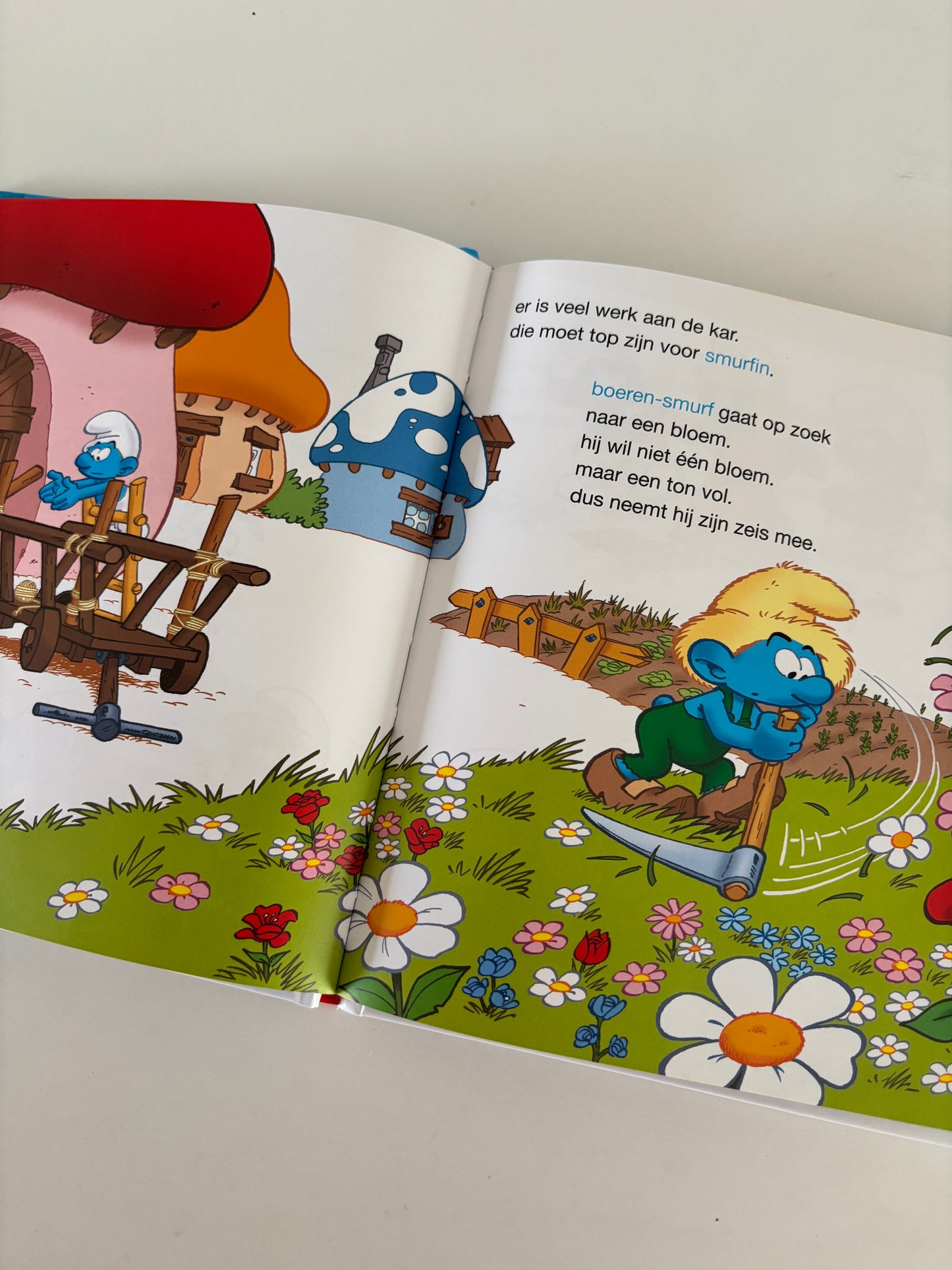 De smurfen - Een jurk voor het bal