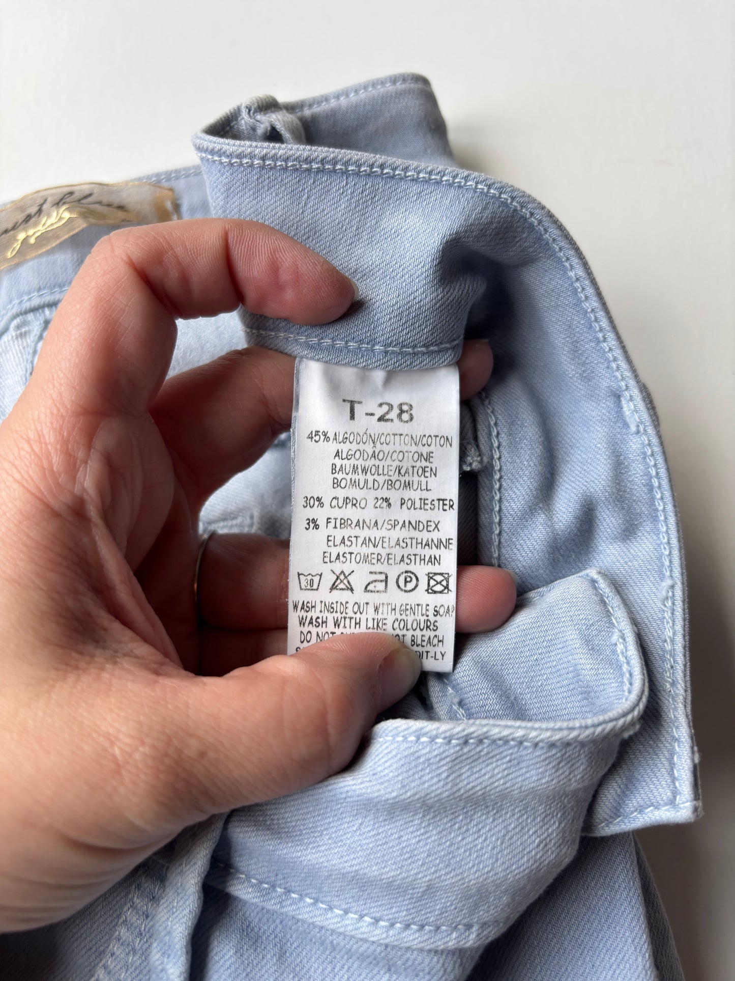 Lichtblauwe jeansbroek