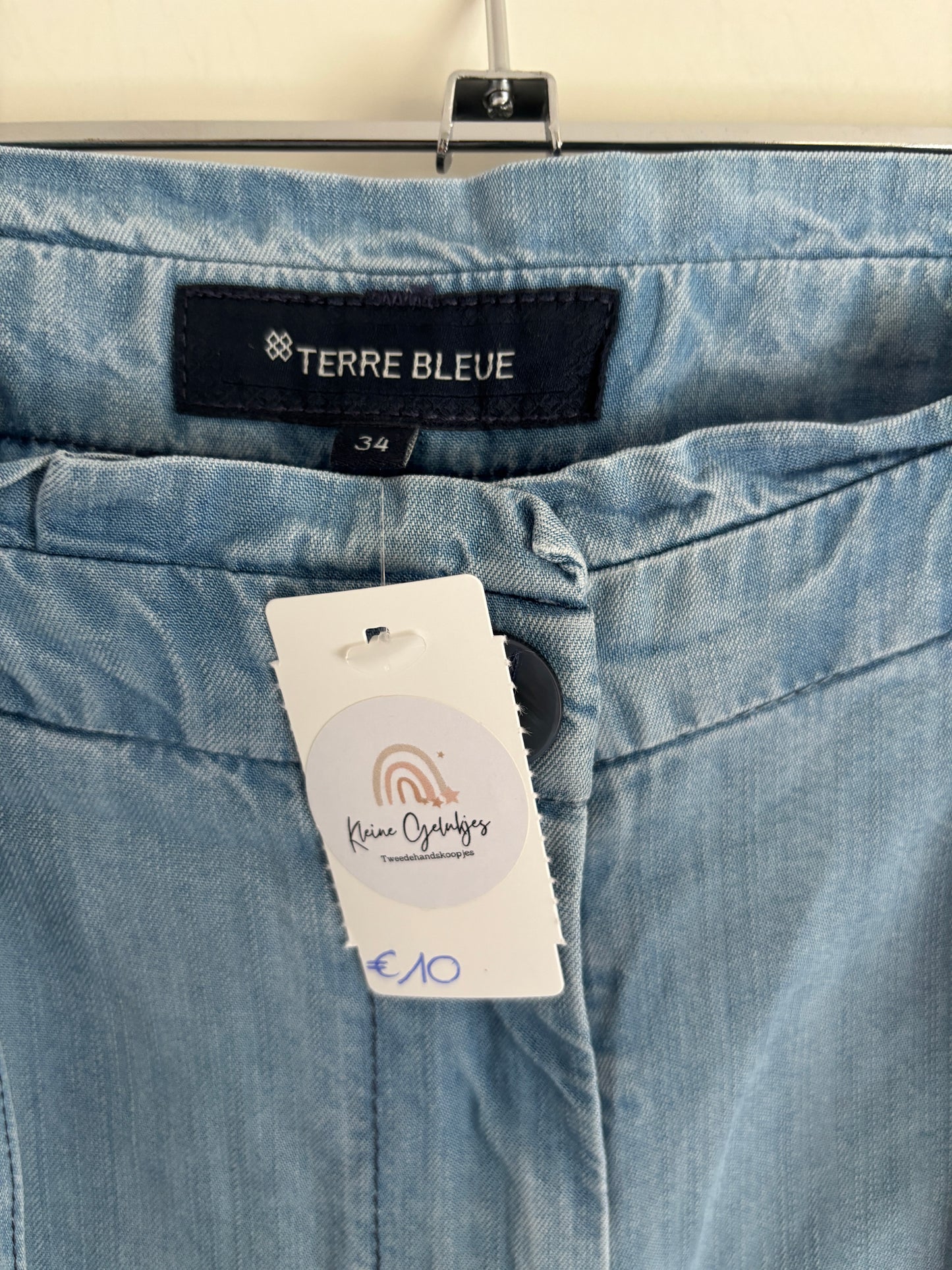 Lichtblauwe dunne broek