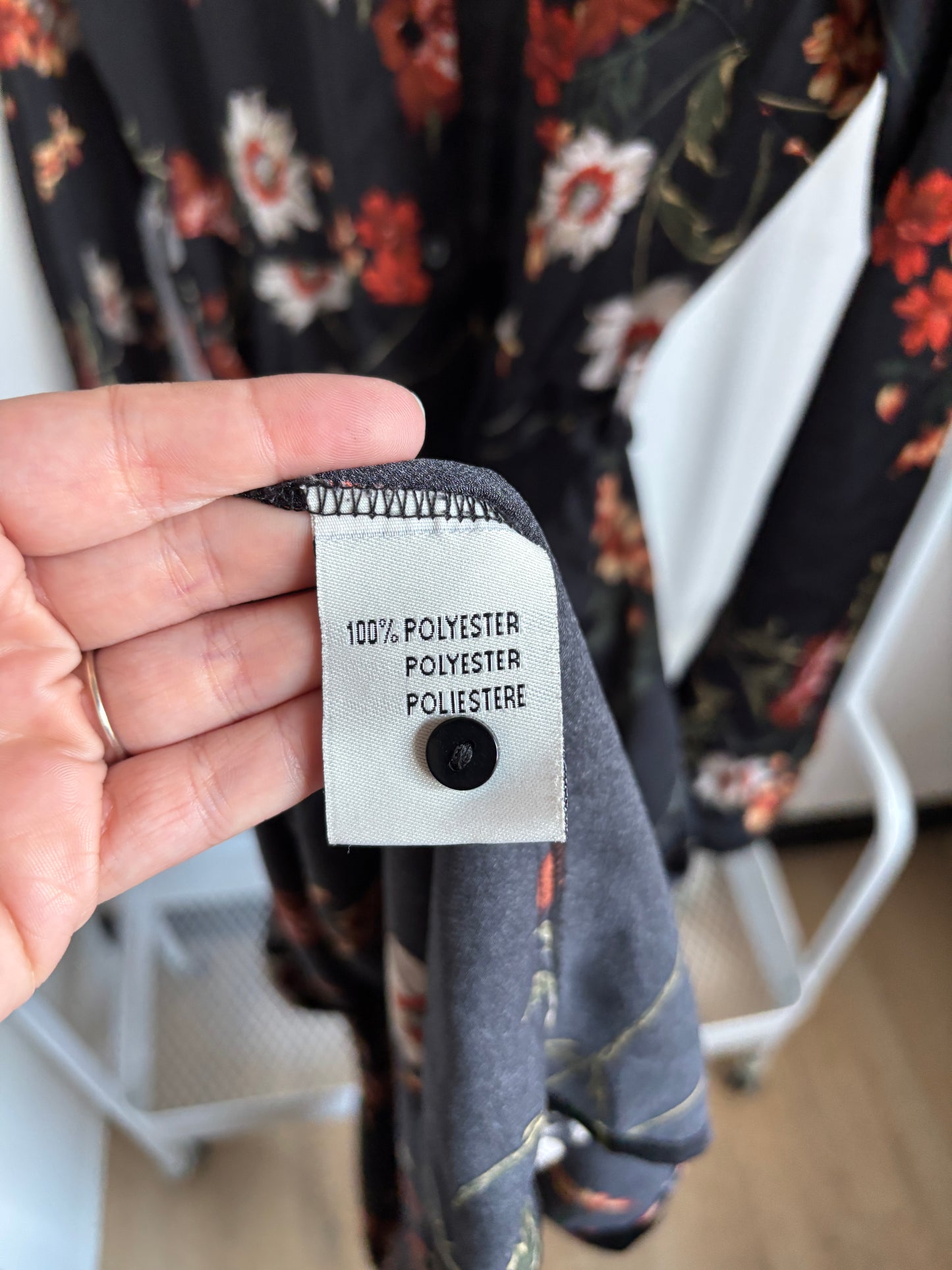 Zwarte lange jurk met bloemen