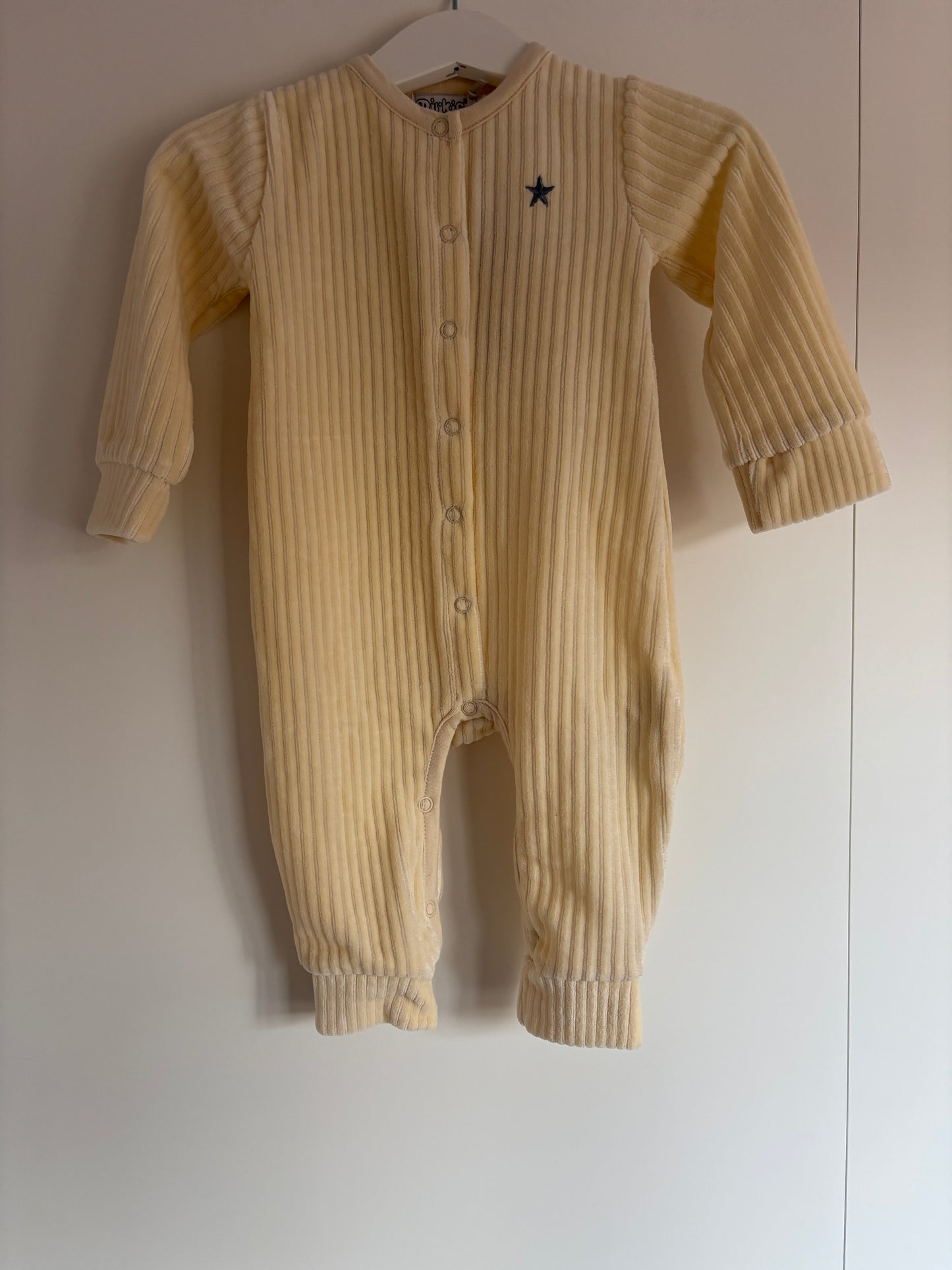 Crèmekleurig winterboxpakje