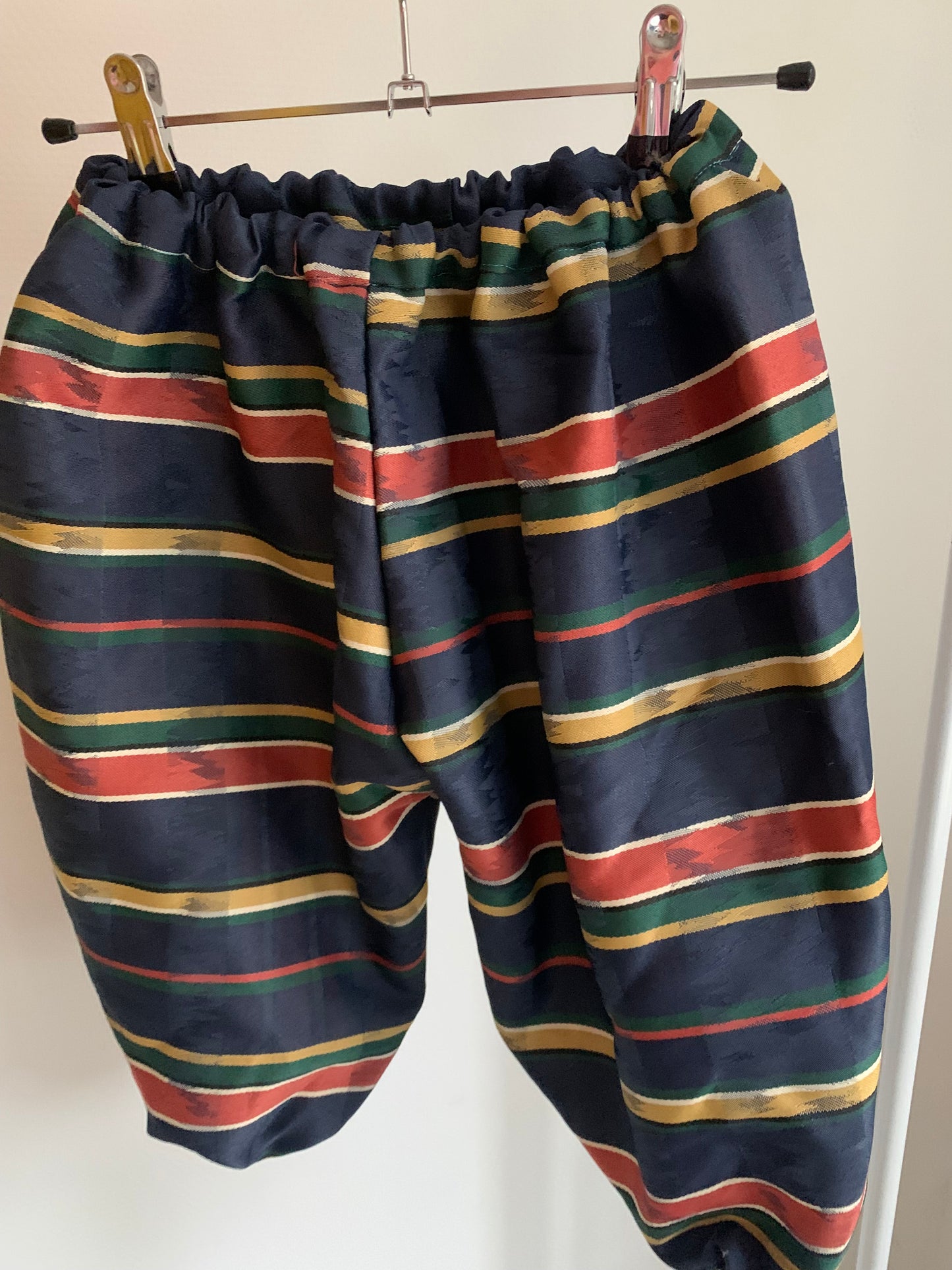 Handgemaakt pietenpakje