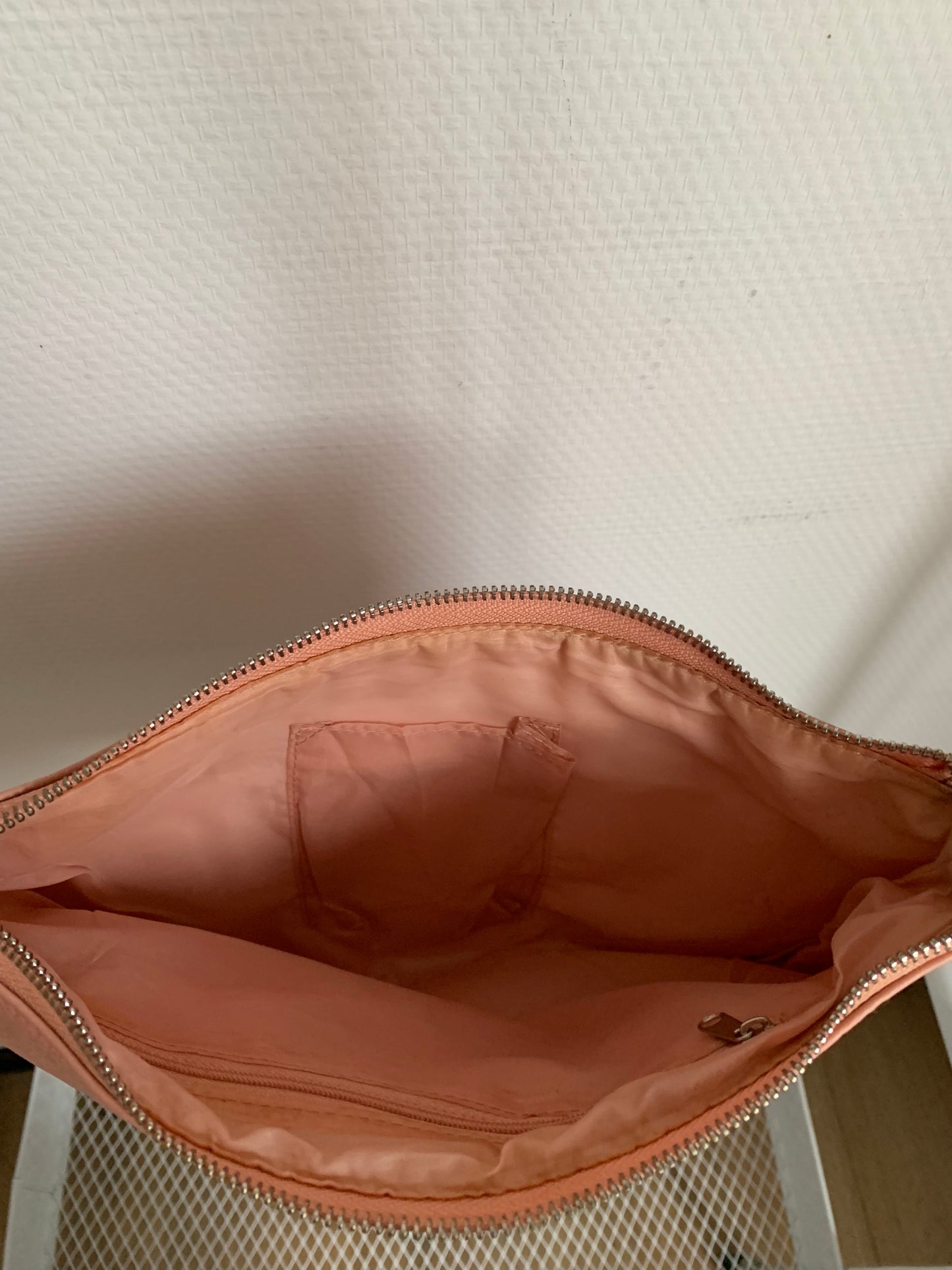 Lichtroze schoudertas