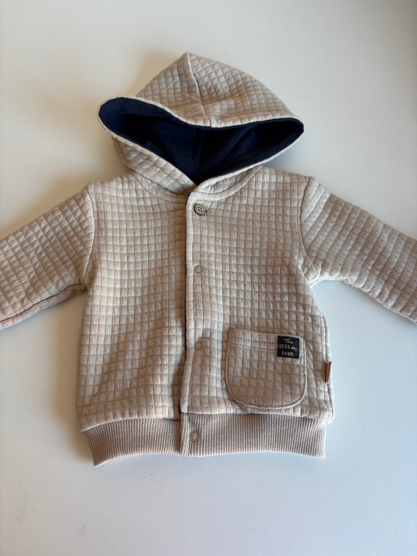 Beige vest met wafelstructuur