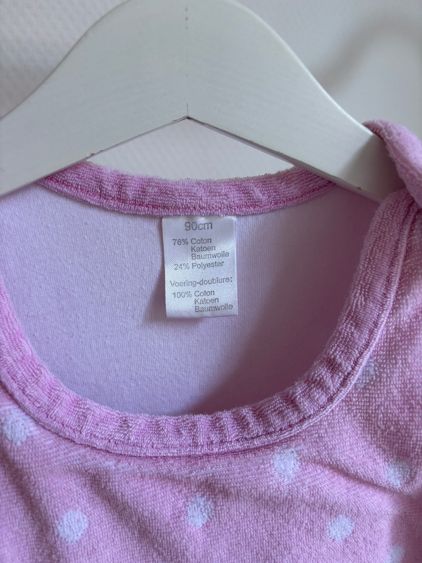 Roze gestippelde slaapzak