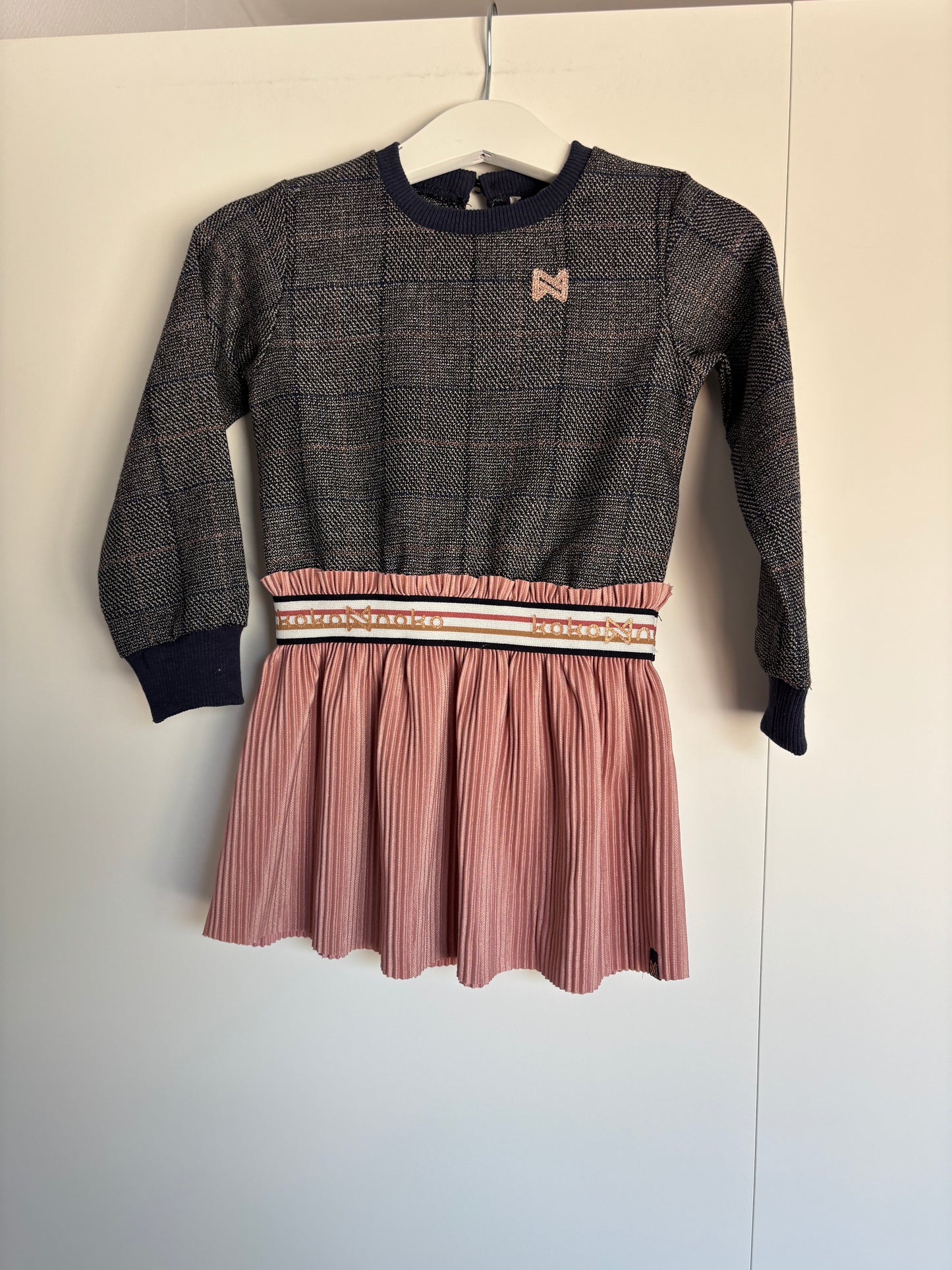 Grijs-lichtroze jukje