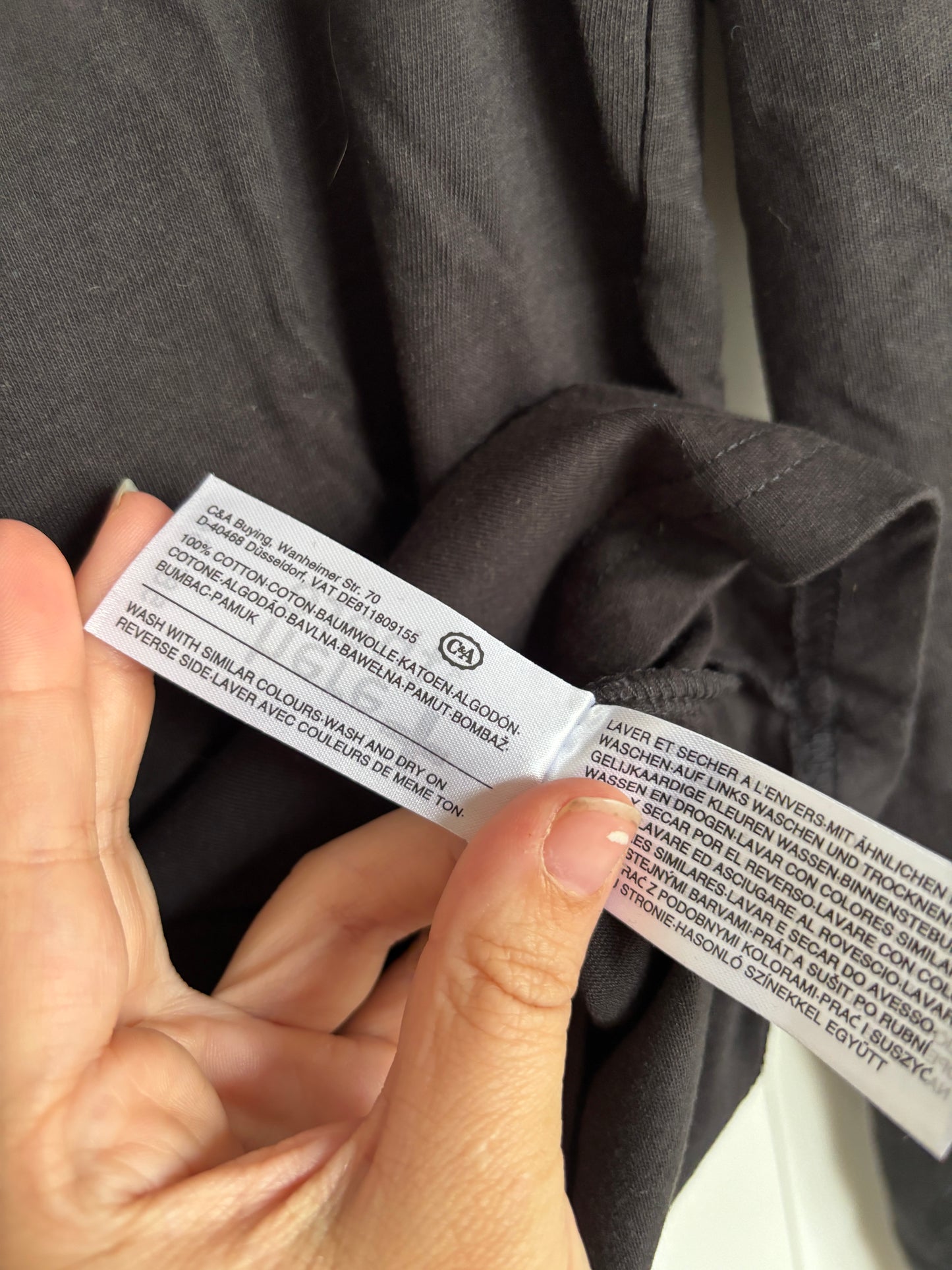 Zwarte longsleeve "Why follow when you can lead"