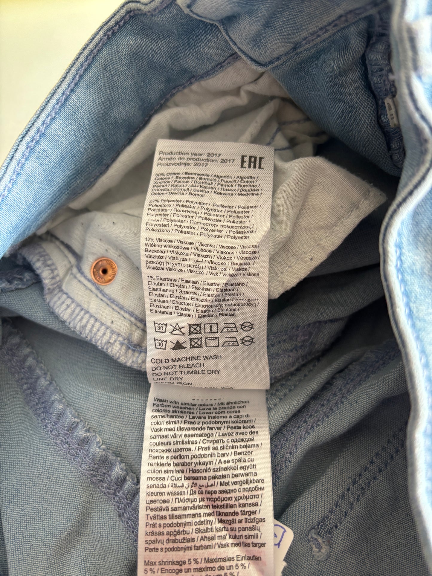 Lichtblauwe jeansbroek