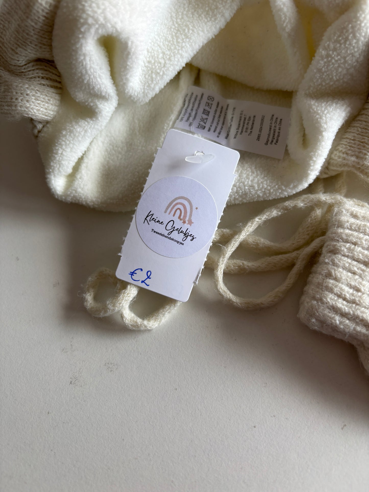 Setje: muts en wantjes