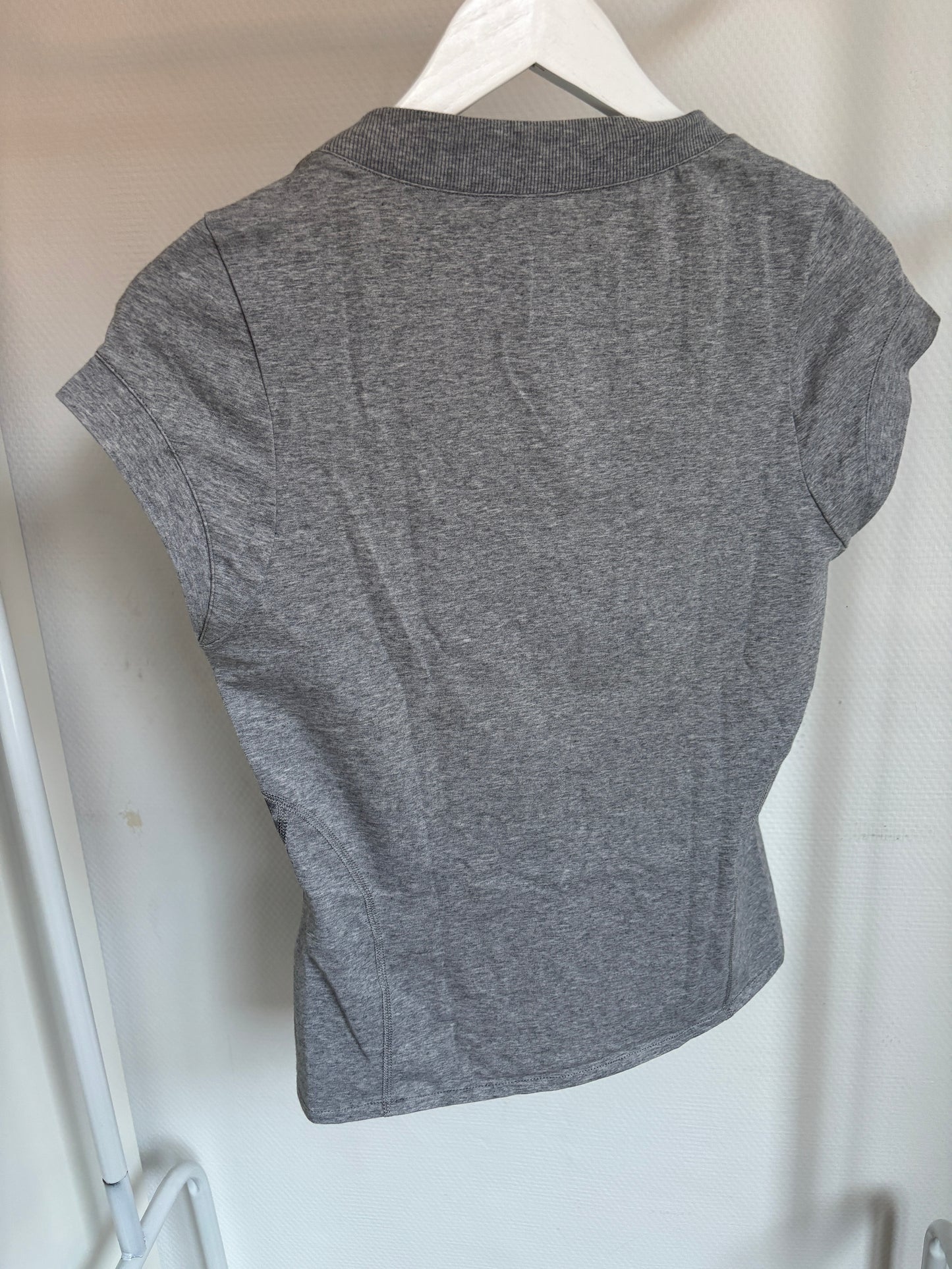 Grijze sweatshirt met korte mouwen