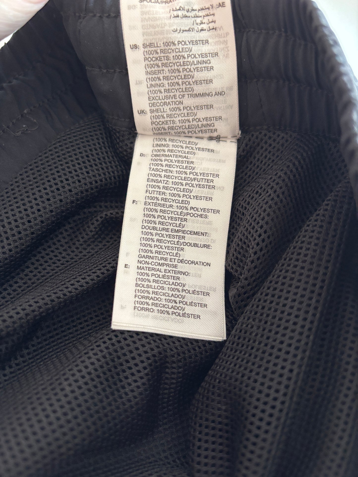 Zwarte trainingbroek