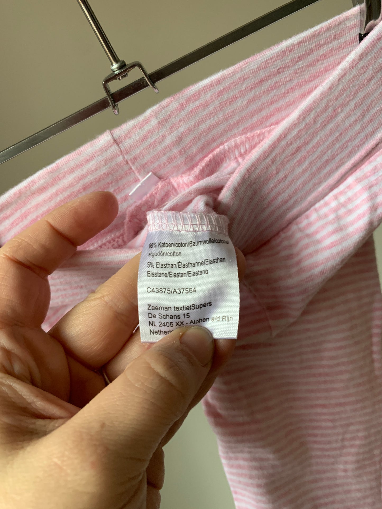 Roze gestreept broekje met voetjes ⚡