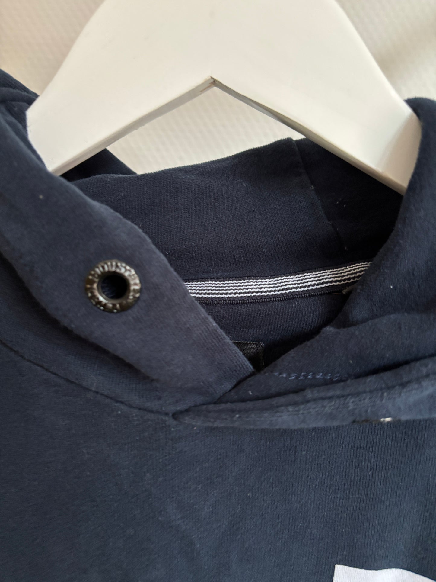 Marineblauwe sweater