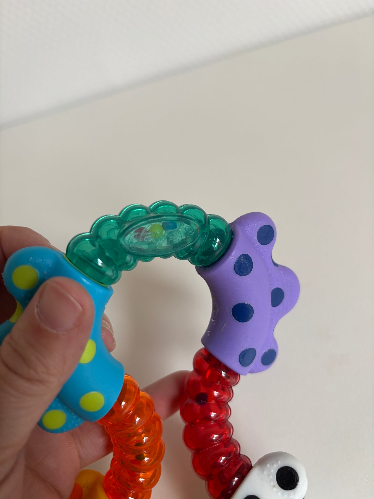 Klik en draai rammelaar