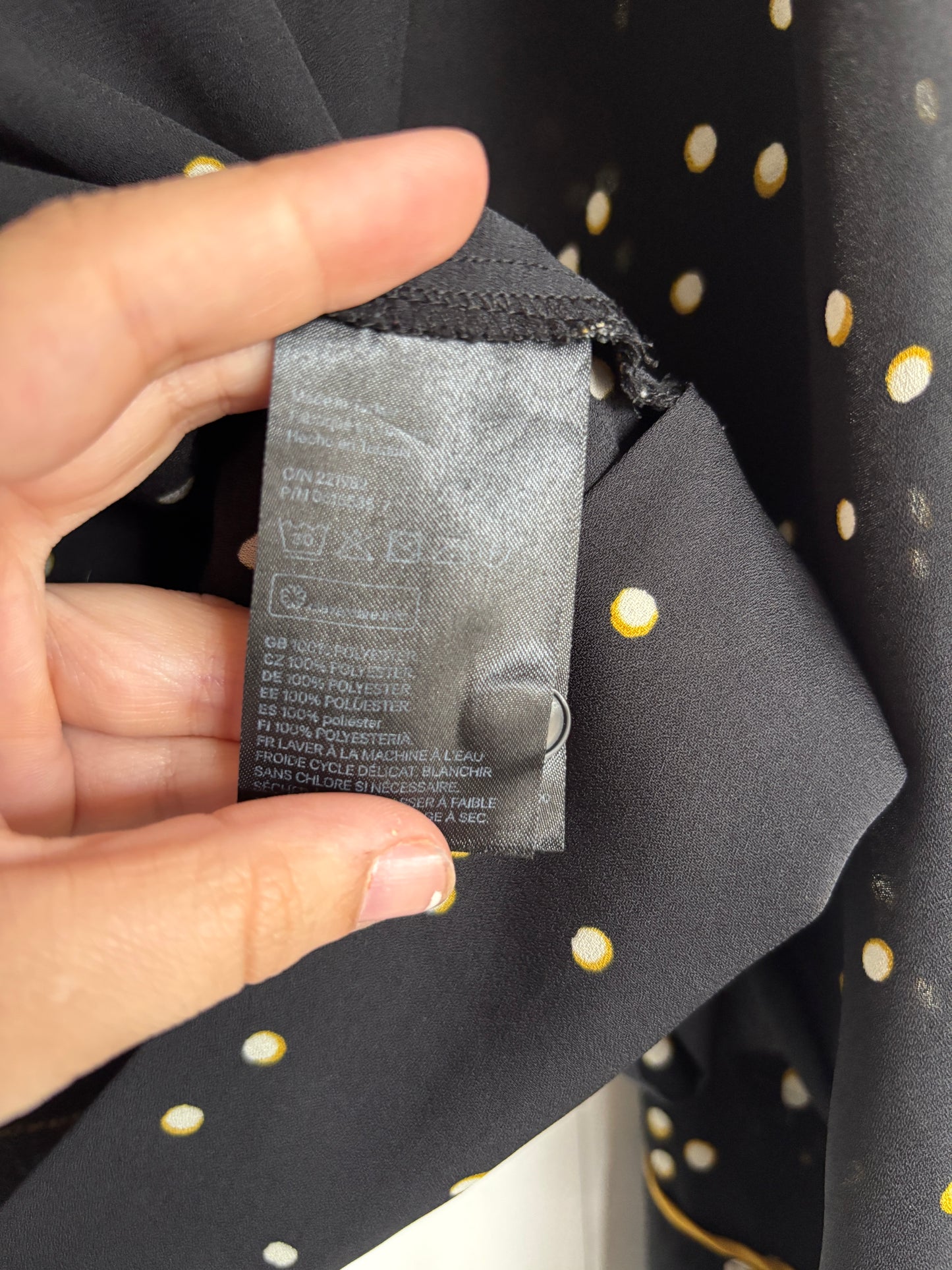 Zwarte gestippelde blouse