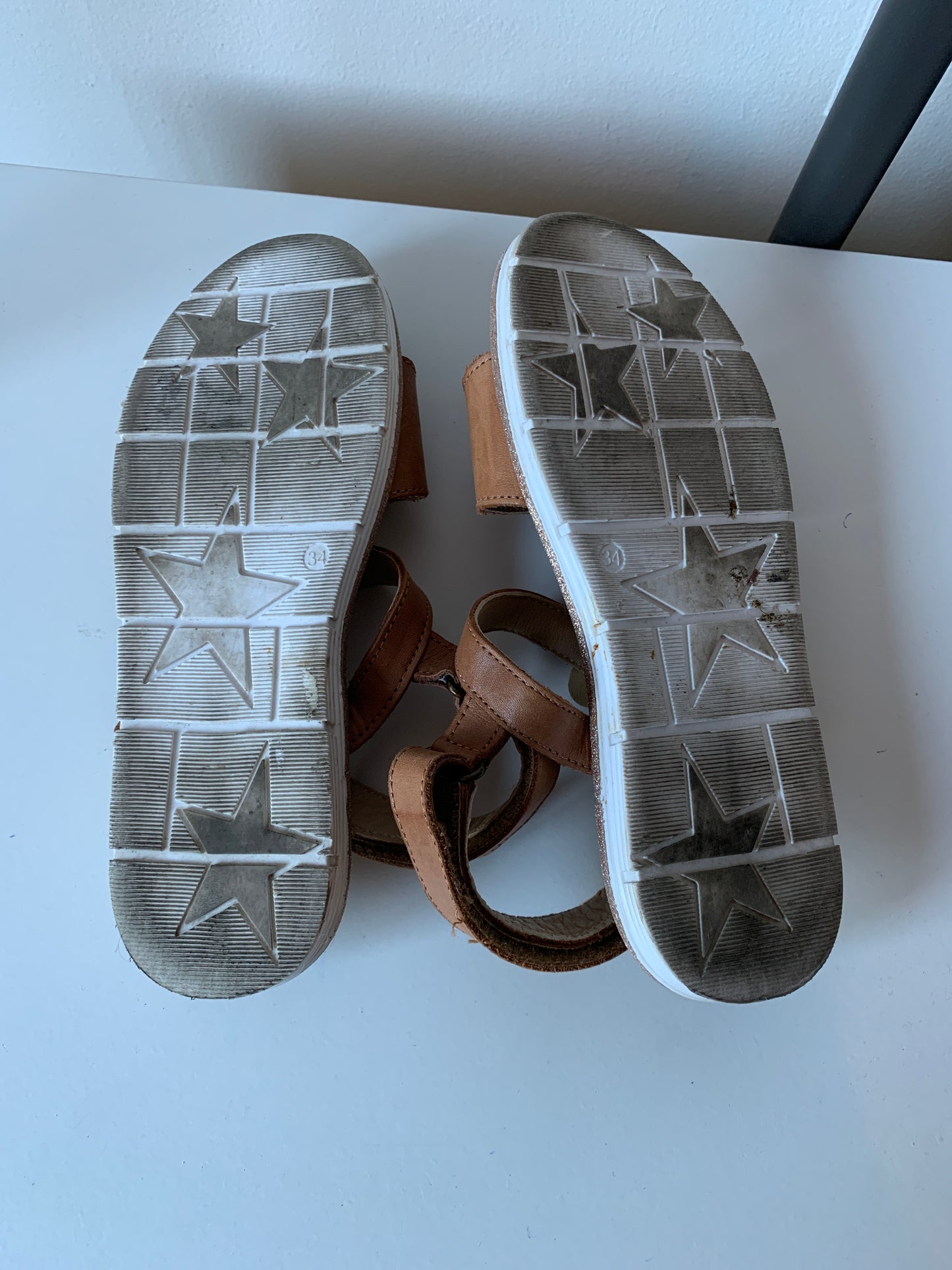 Bruine sandalen ⚡