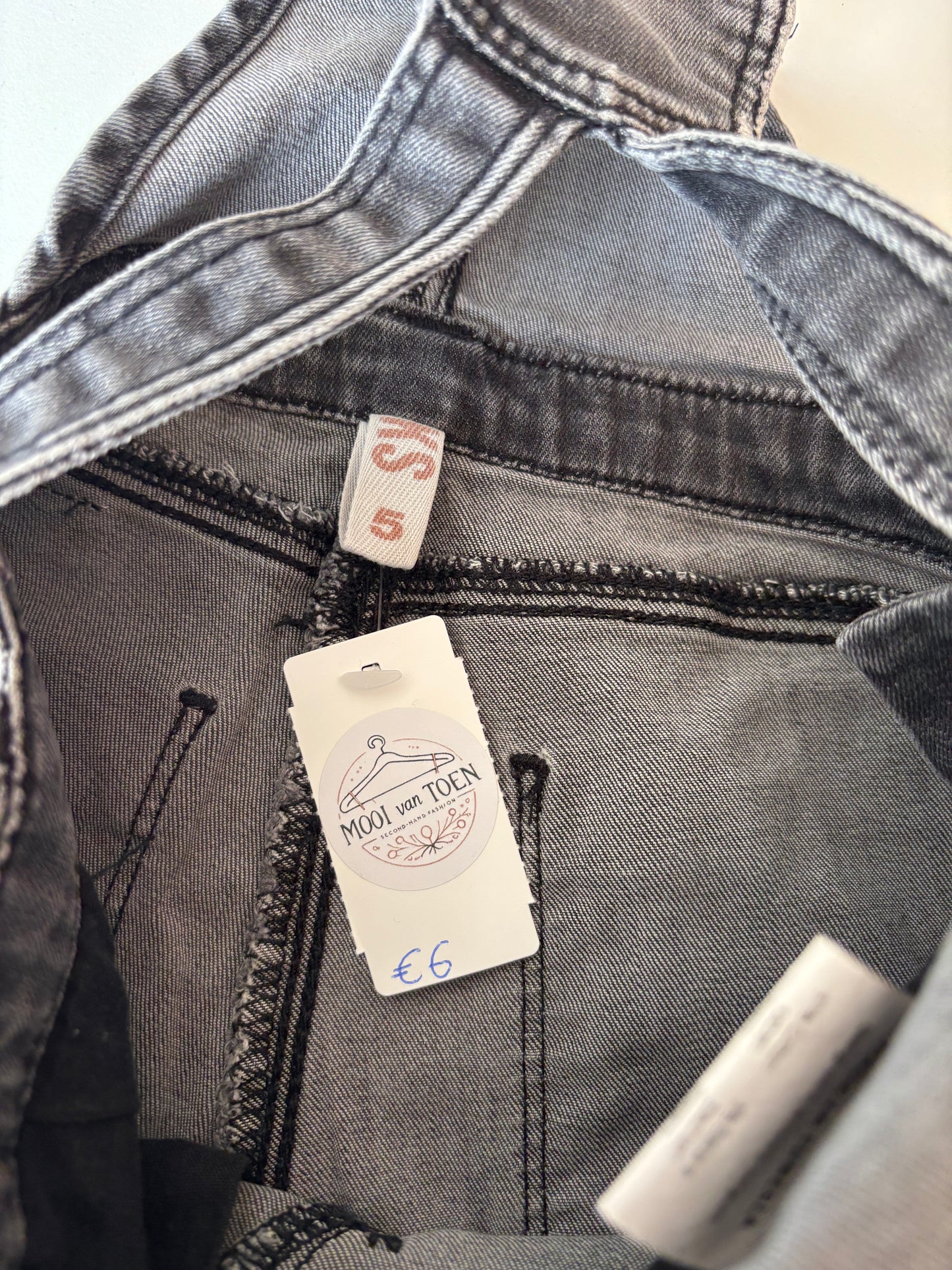 Donkergrijze tuinbroek