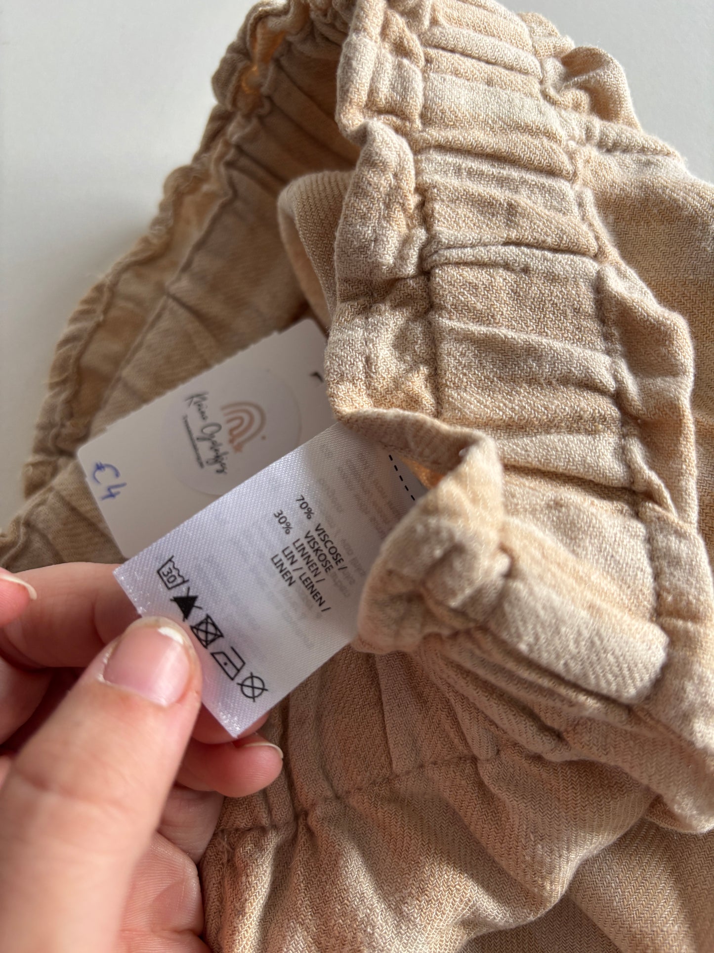 Beige gestreepte broek