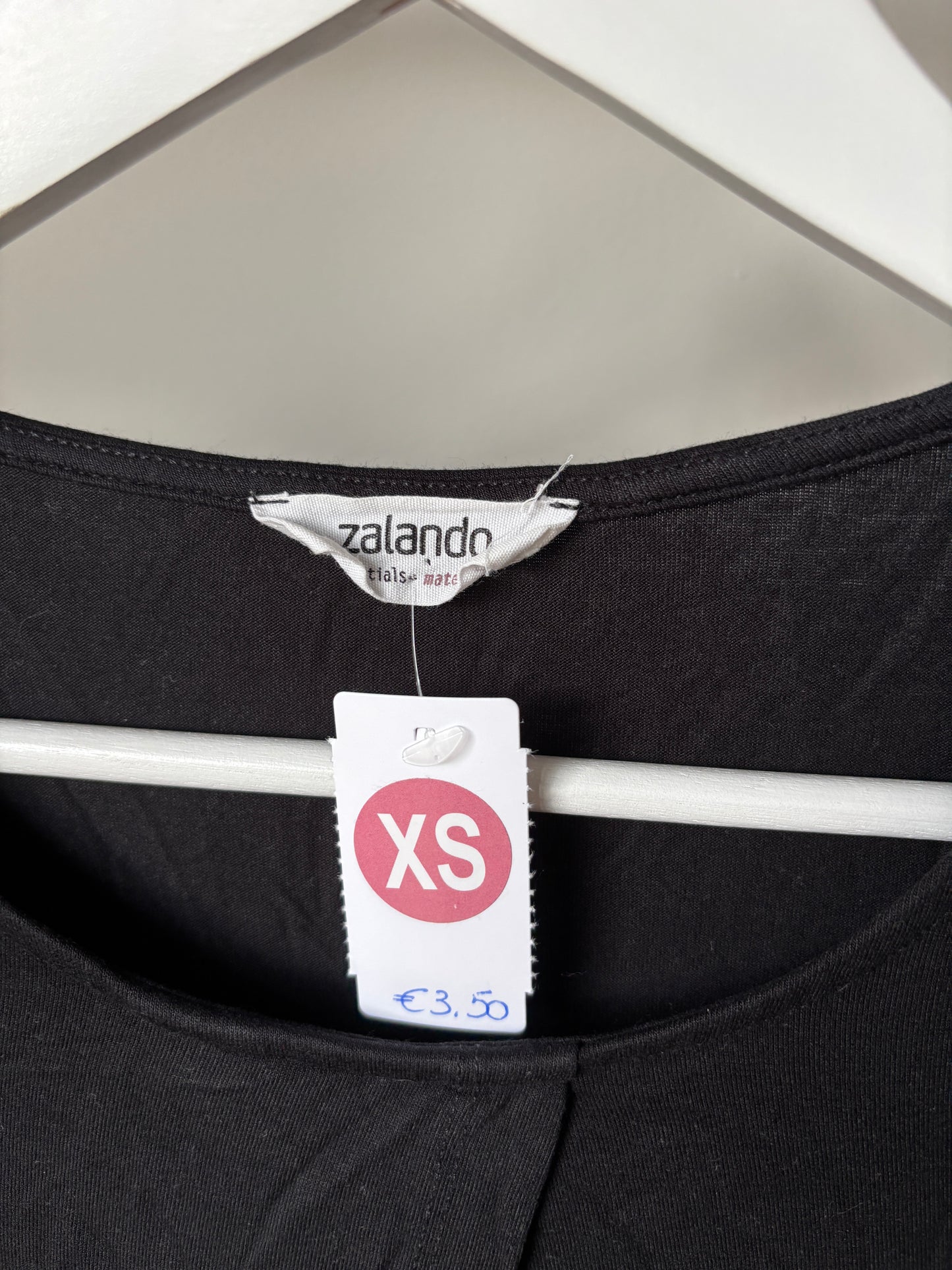 Zwart voedingst-shirt