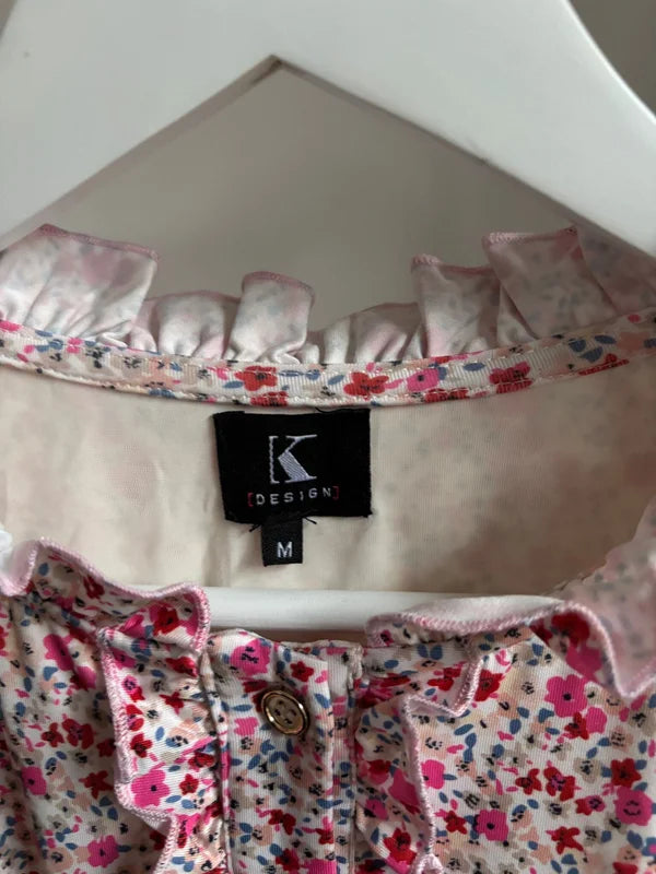 Lange jurk met roze bloemen