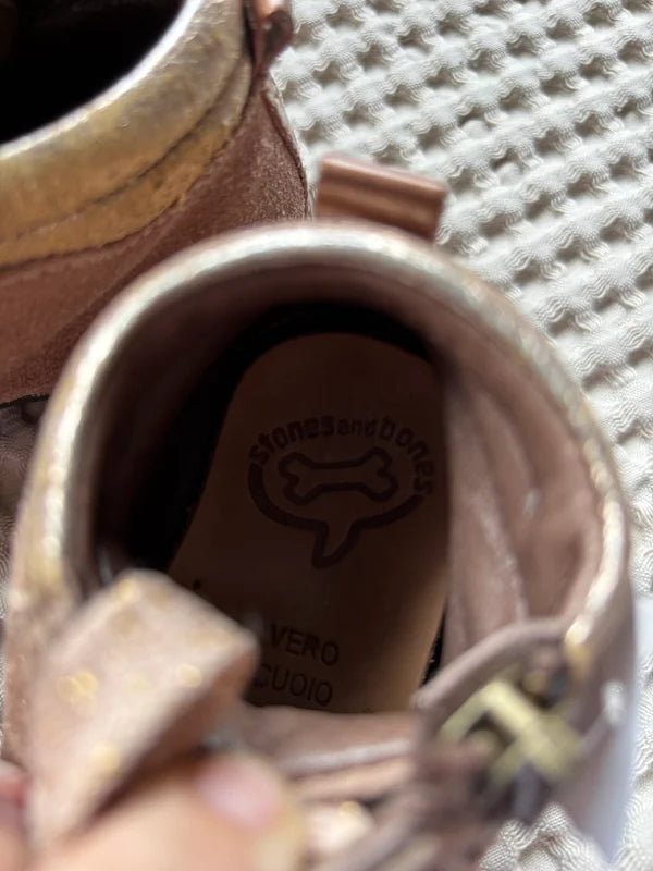 Oudroze schoenen | Stones and Bones | 24