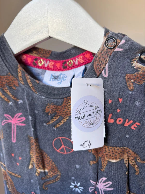 Donkergrijs jurkje met panters