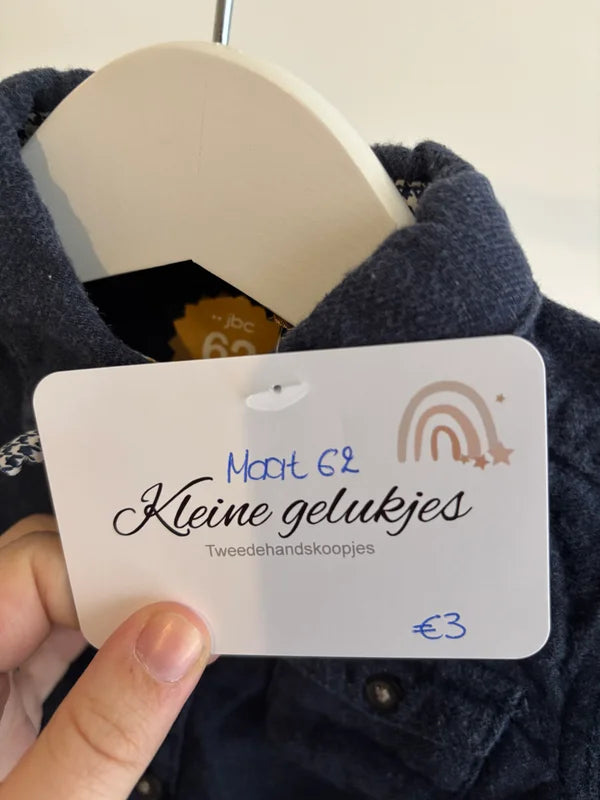 Marineblauw hemdje met strikje