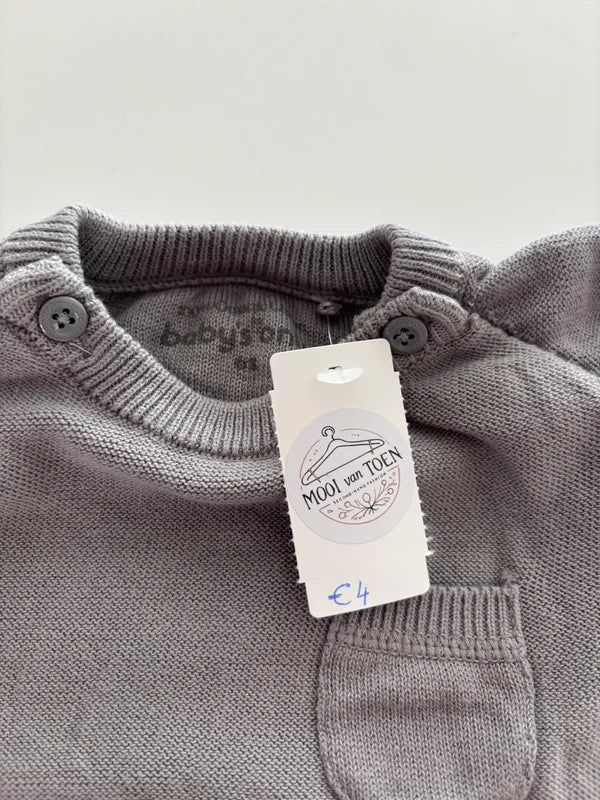 Grijs setje: T-shirt en shortje