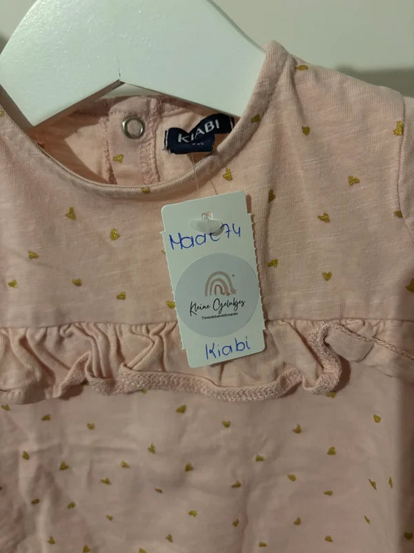 Lichtroze longsleeve met gouden hartjes