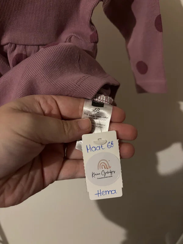 Paars jurkje met bolletjes