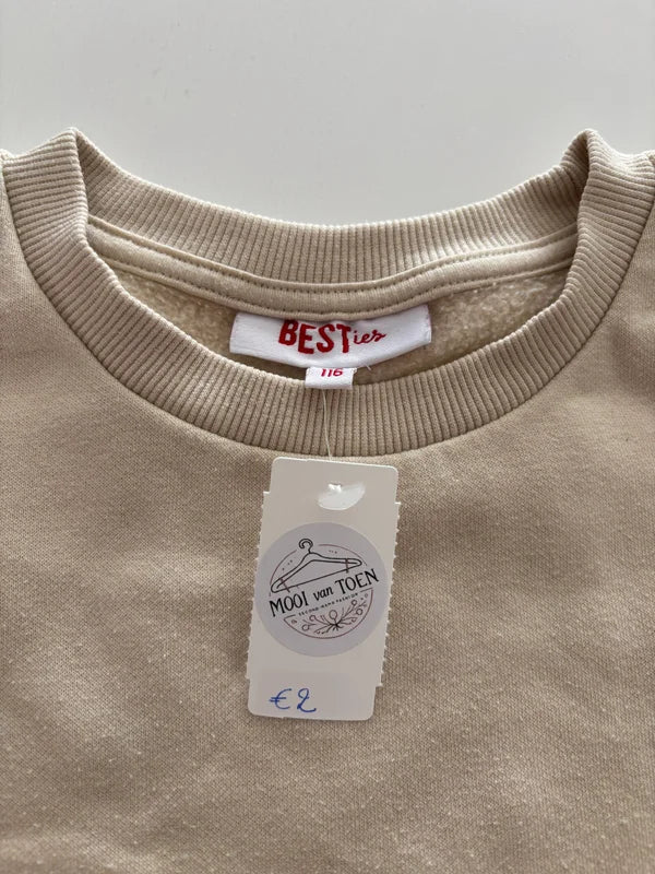 Crèmekleurige sweater