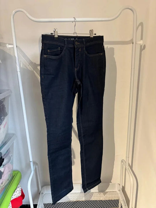 Marineblauwe jeansbroek