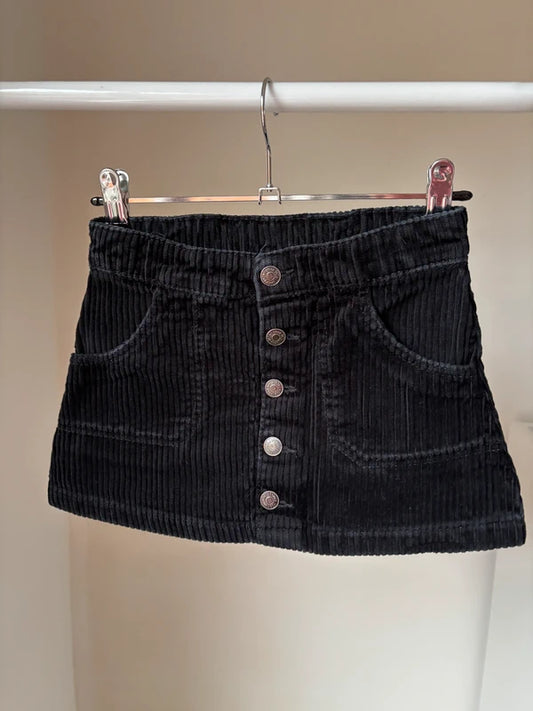 Zwart ribfluwelen rokje