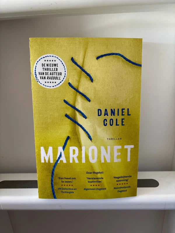 Daniel Cole - Marionet