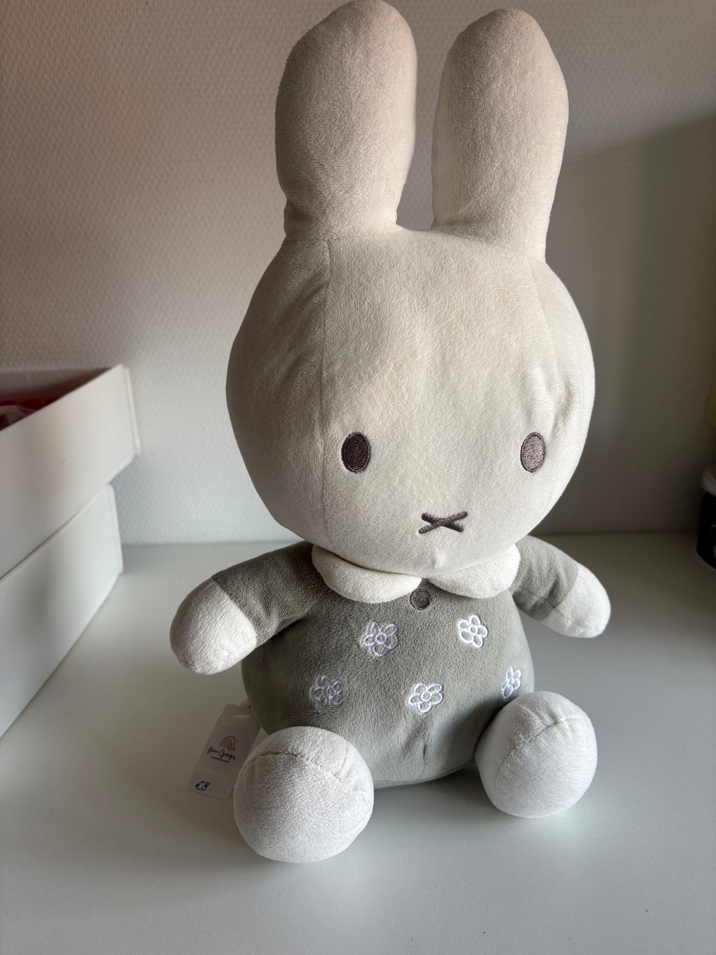 Grote rammelknuffel Nijntje