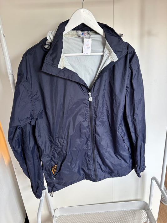 Marineblauwe regenjas