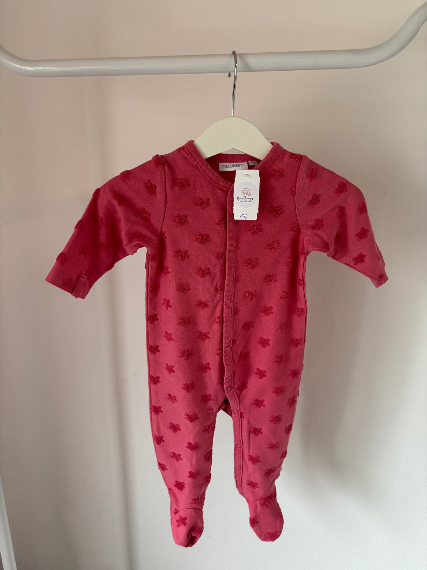 Eendelige pyjama met hartjes